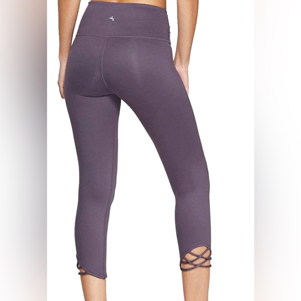 Joy Lab Leggings knotted bottom XS (not the color in first photo)
